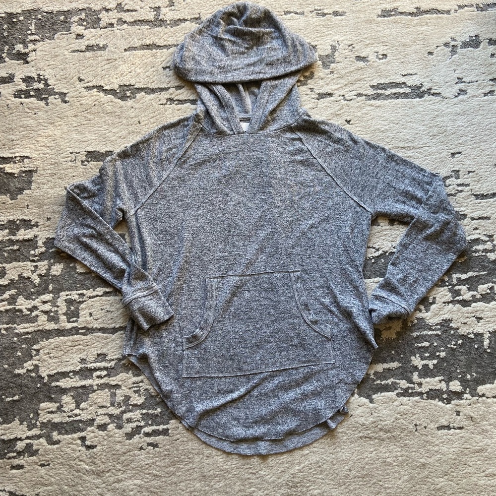 TNA Long Sleeve with Hood and Front Pocket
